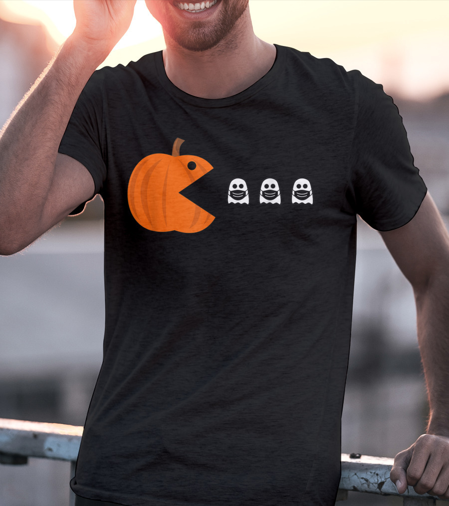 Pac-Man Pumpkin Eating Ghosts Funny Halloween Men's T-Shirt