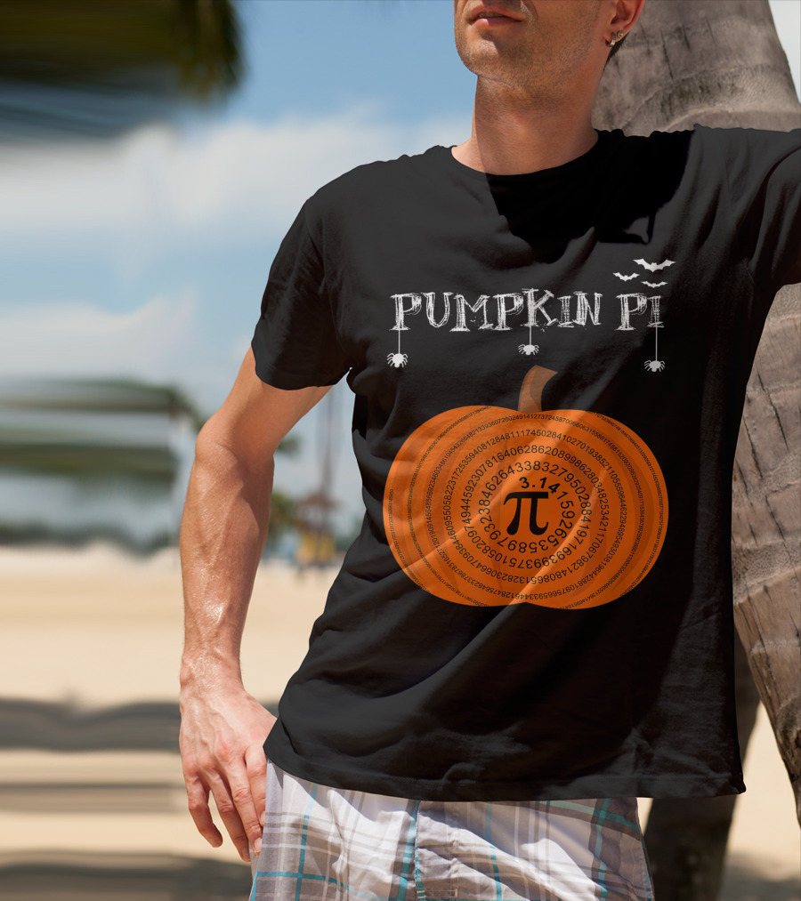 Pumpkin Pi Halloween Math Teachers Pumpkin With Pi Symbol And Bats T-Shirt
