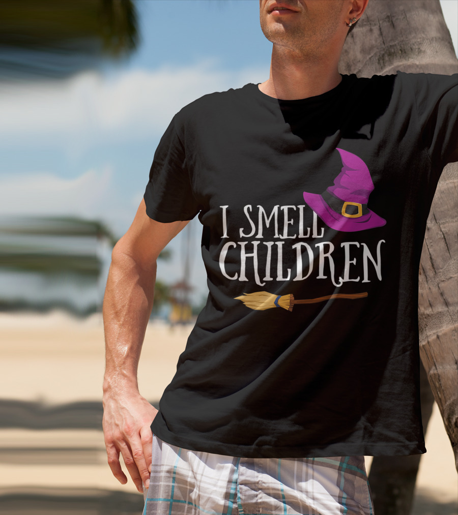 I Smell Children Halloween Witch Hat And Broom T-Shirt