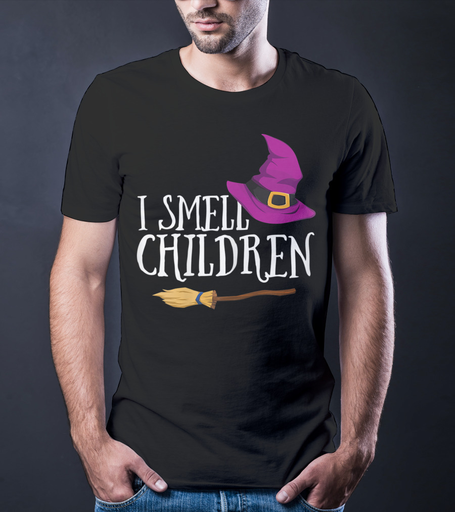 I Smell Children Halloween Witch Hat And Broom T-Shirt