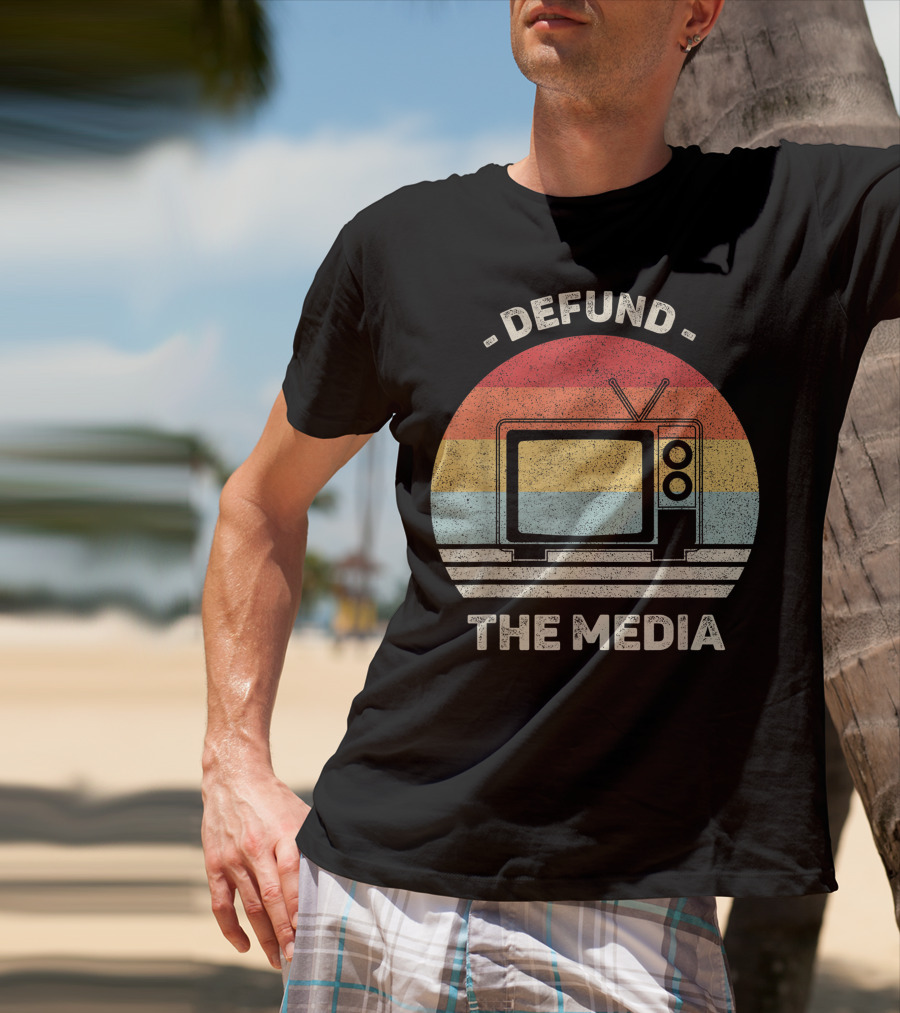 Defund The Media Vintage TV Protest Fake News T-Shirt