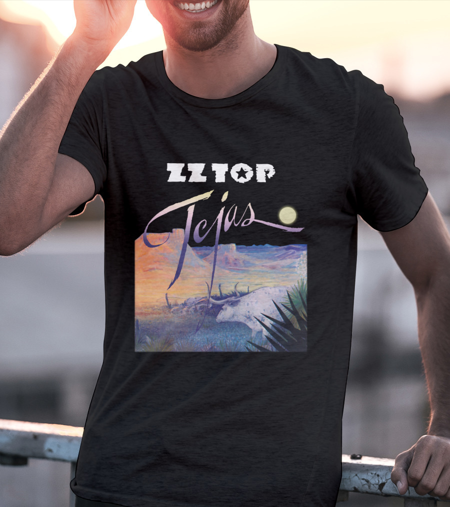 Zz Top Tejas Desert Scene With White Longhorn Under Moon T-Shirt