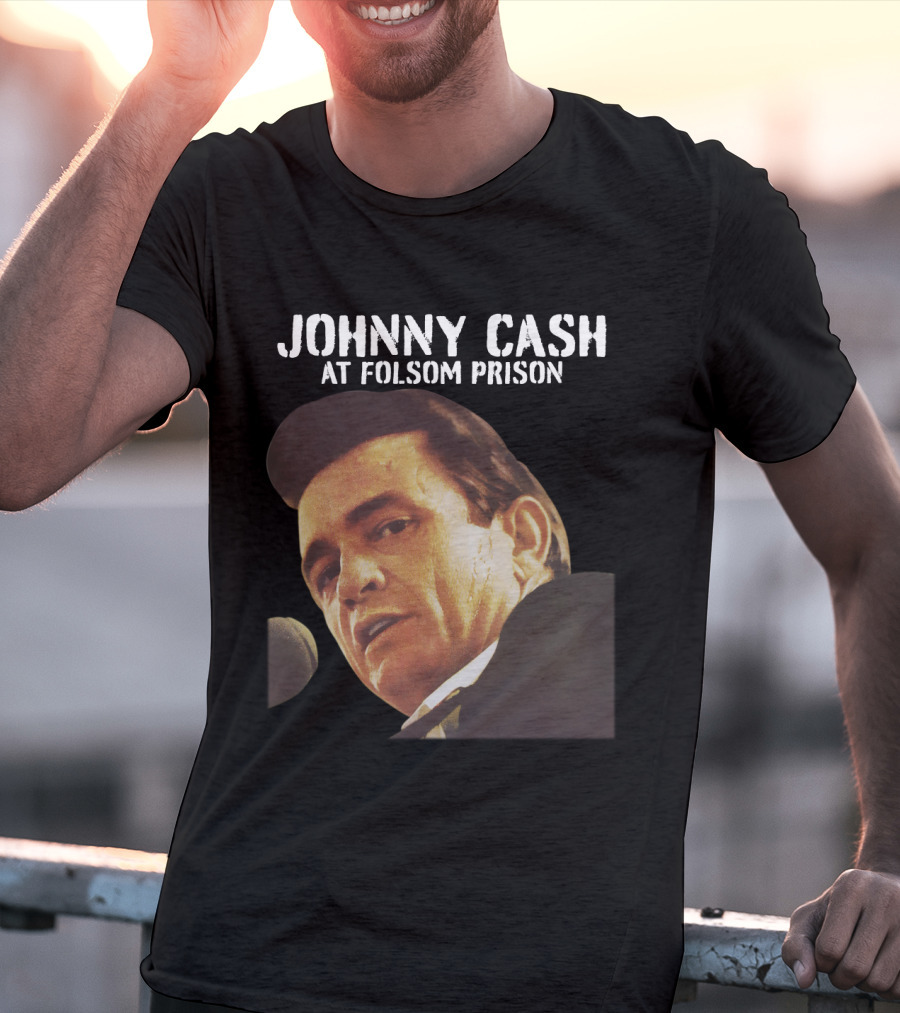 Johnny Cash At Folsom Prison T-Shirt