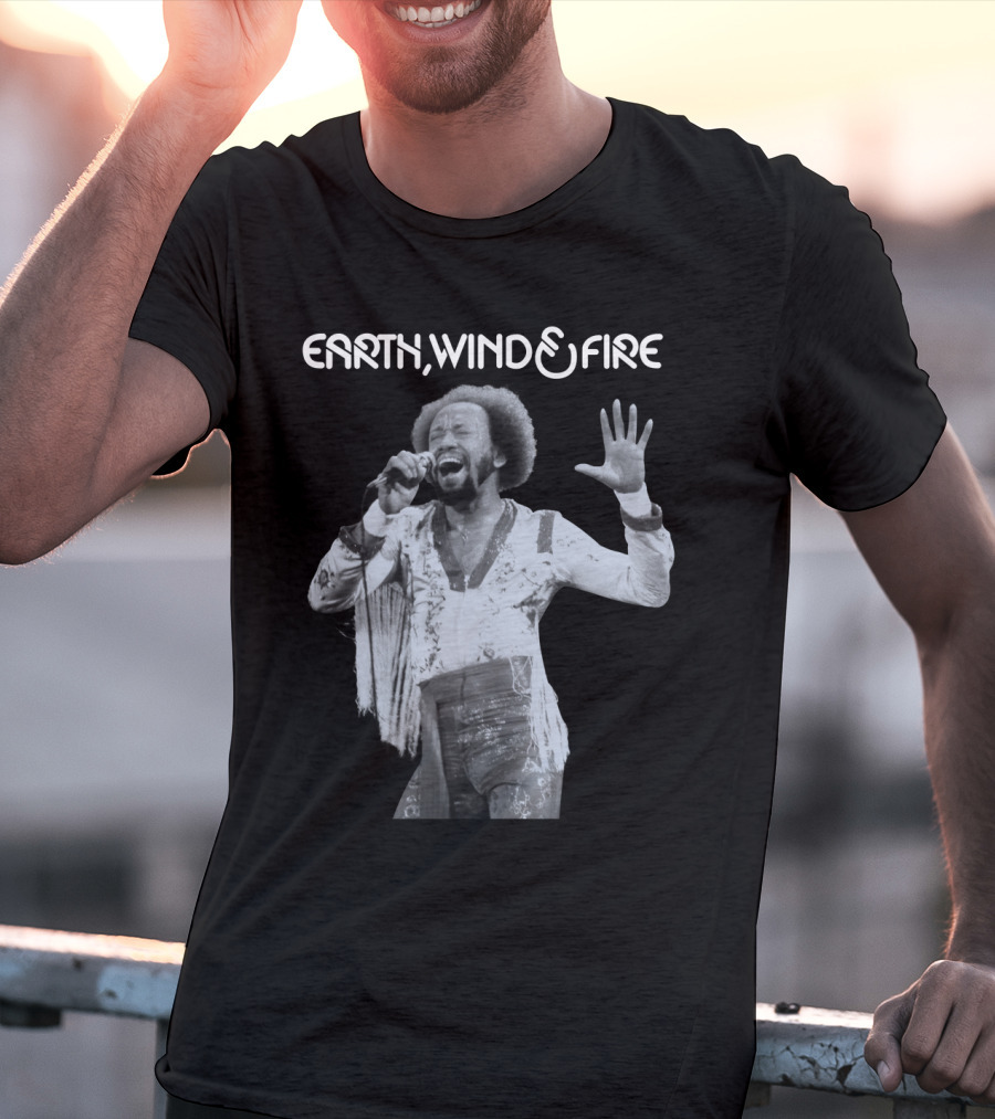 Earth Wind & Fire Singer Performing With Passion T-Shirt