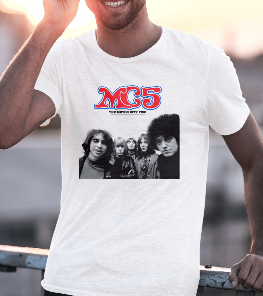 Mc5 The Motor City Five Band Retro Group Photo T-Shirt