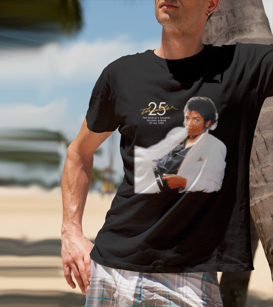 25 Thriller The World's Biggest Selling Album Of All Time T-Shirt