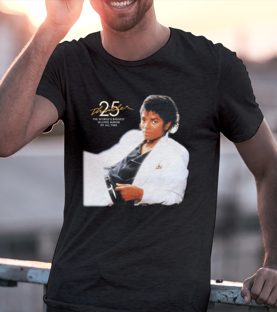 25 Thriller The World's Biggest Selling Album Of All Time T-Shirt
