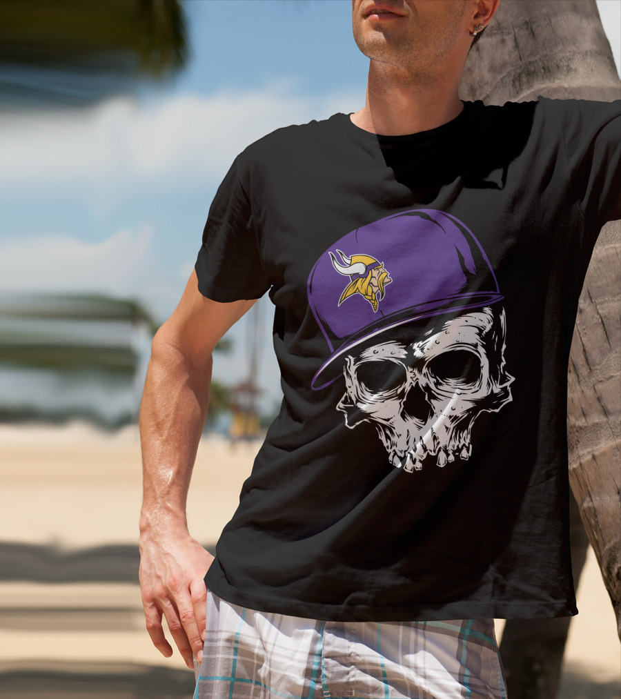 Minnesota Vikings Skull Purple Hat T-Shirt