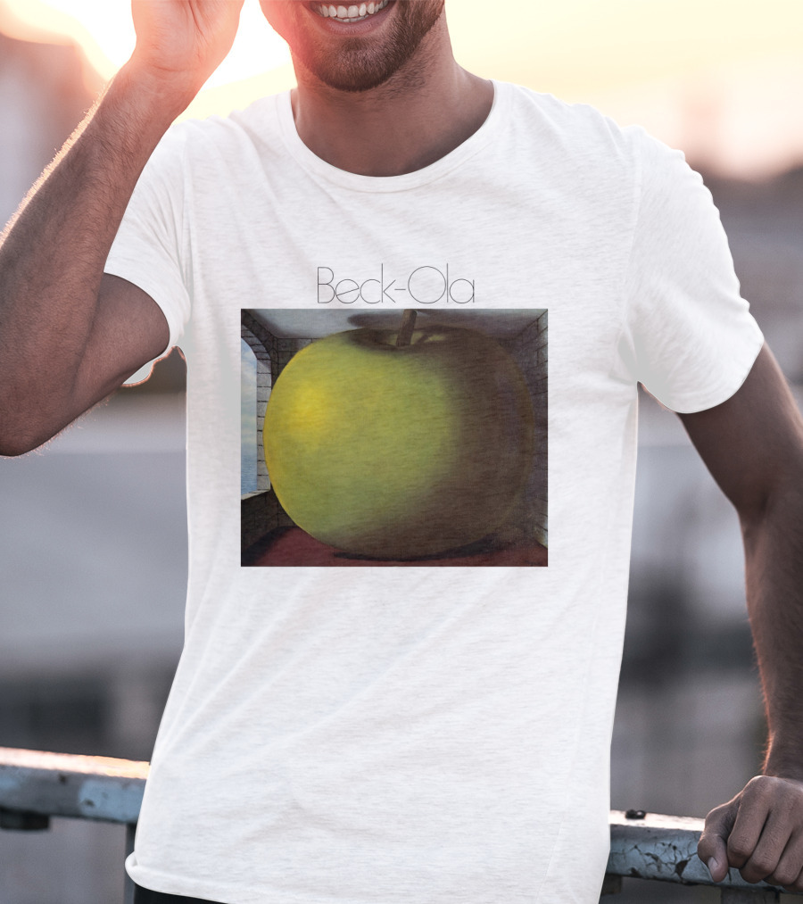TJB 01 Beck Ola Album Cover Large Green Apple T-Shirt