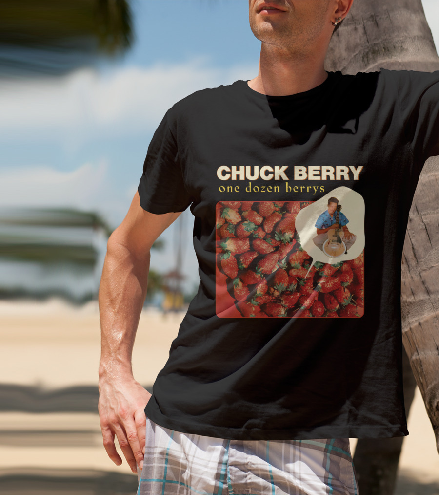 CHUCK BERRY One Dozen Berrys CBR 09 Strawberry Collection T-Shirt