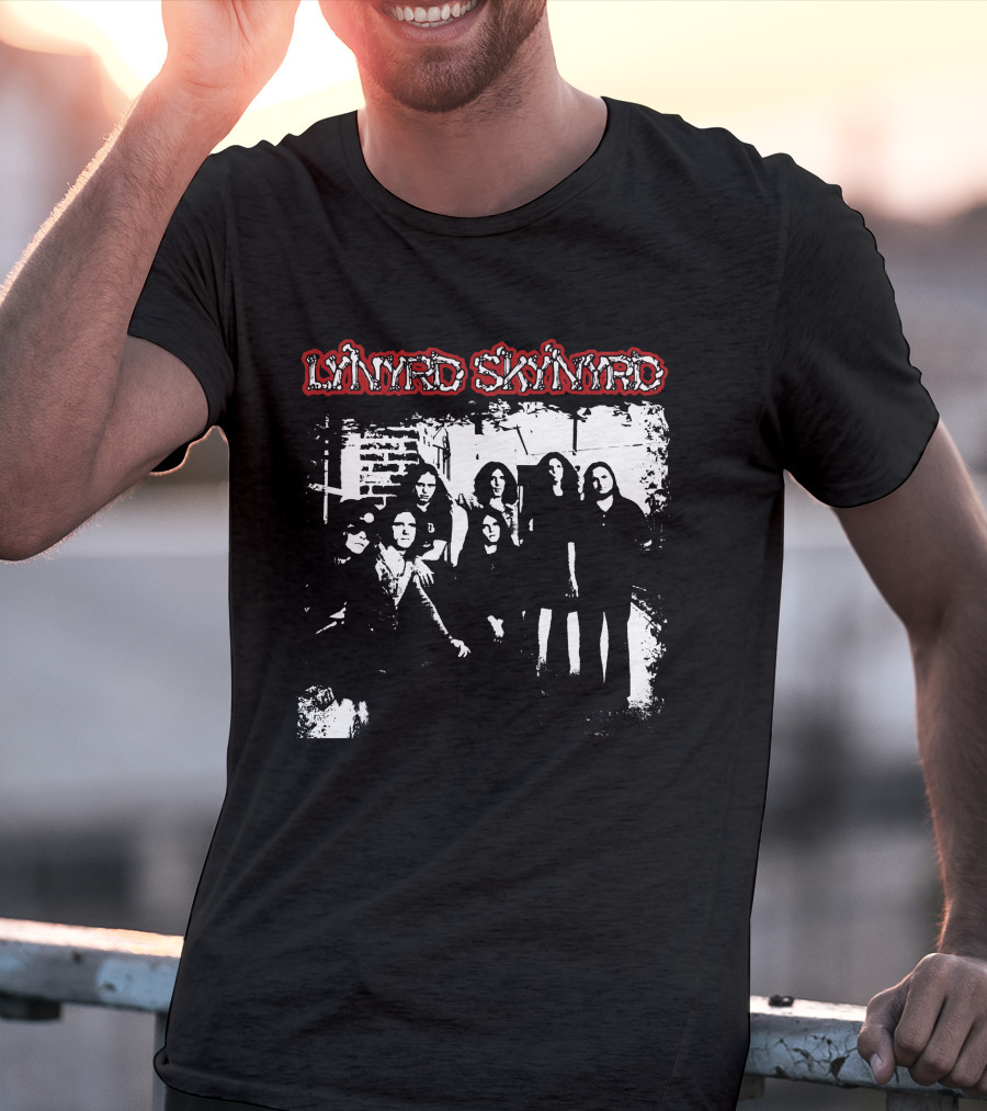 Lynyrd Skynyrd Band Black And White Group Photo T-Shirt