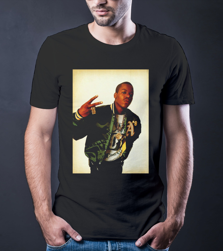 A's Jacket And Chain Style Tsh T-Shirt