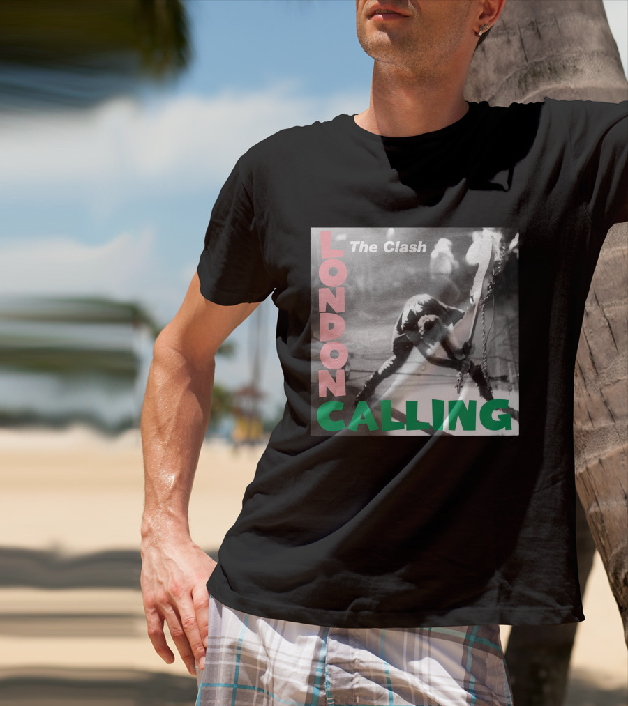 The Clash London Calling Album Cover Black And White Photo Iconic Rock Band T-Shirt