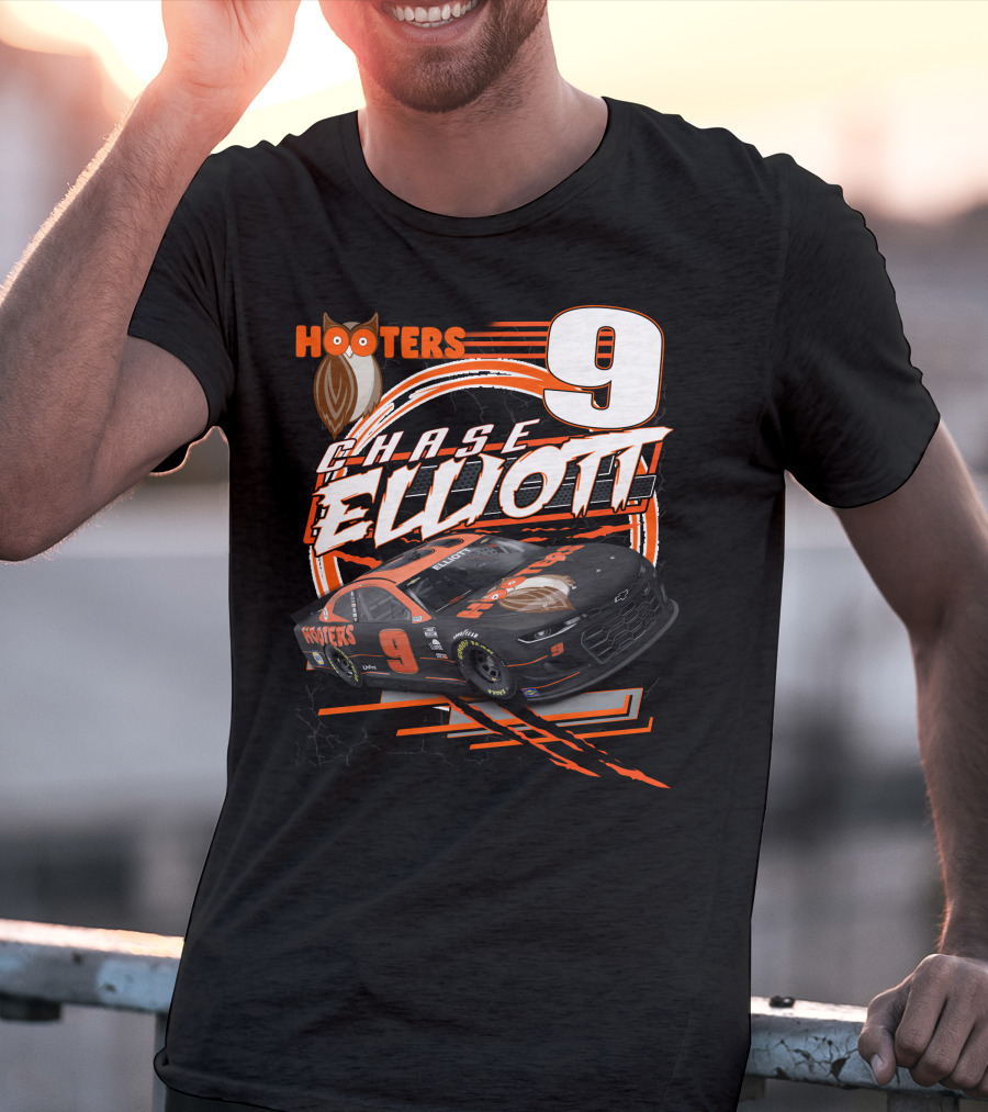 Chase Elliott Hooters 9 Nascar Racing Car T-Shirt