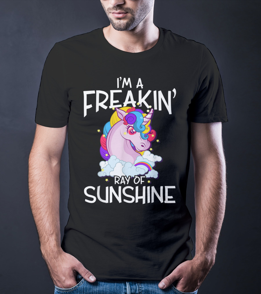 I'm A Freakin' Ray Of Sunshine Rainbow Unicorn Vintage 1970s 1980s T-Shirt