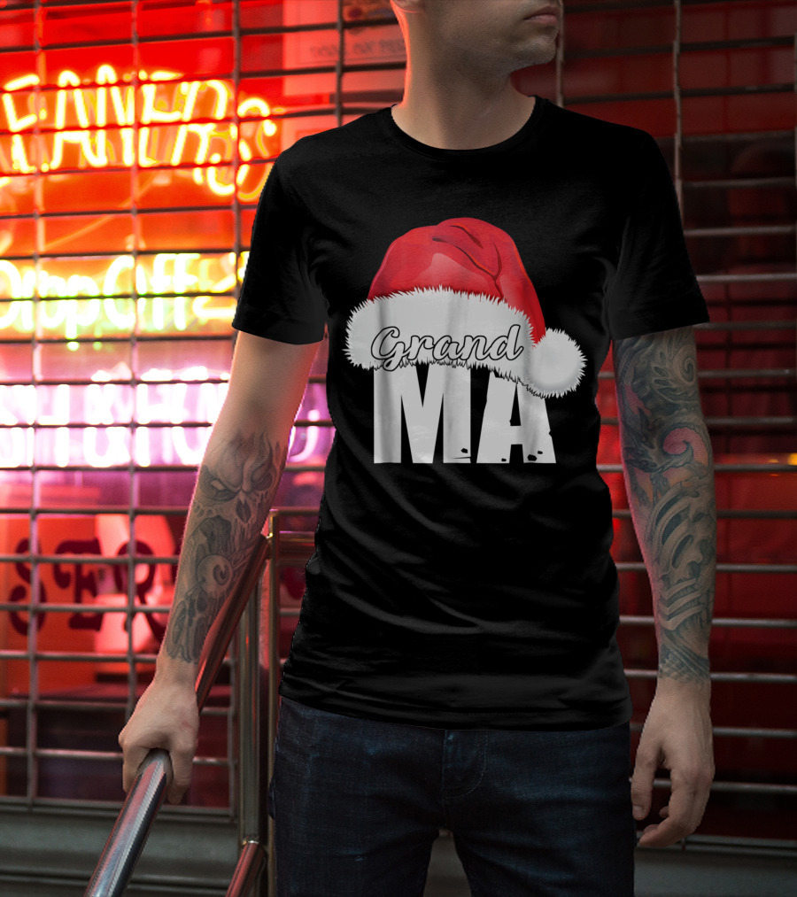 Grandma Christmas Santa Hat Family T-Shirt