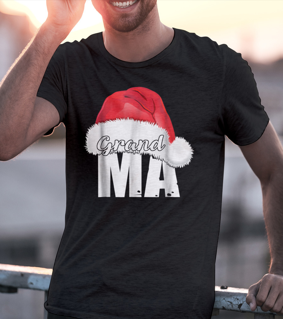 Grandma Christmas Santa Hat Family T-Shirt