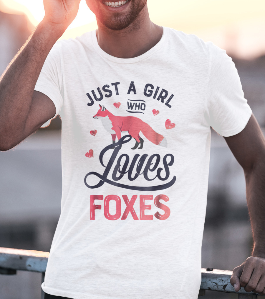 Just A Girl Who Loves Foxes With Heart Accents T-Shirt