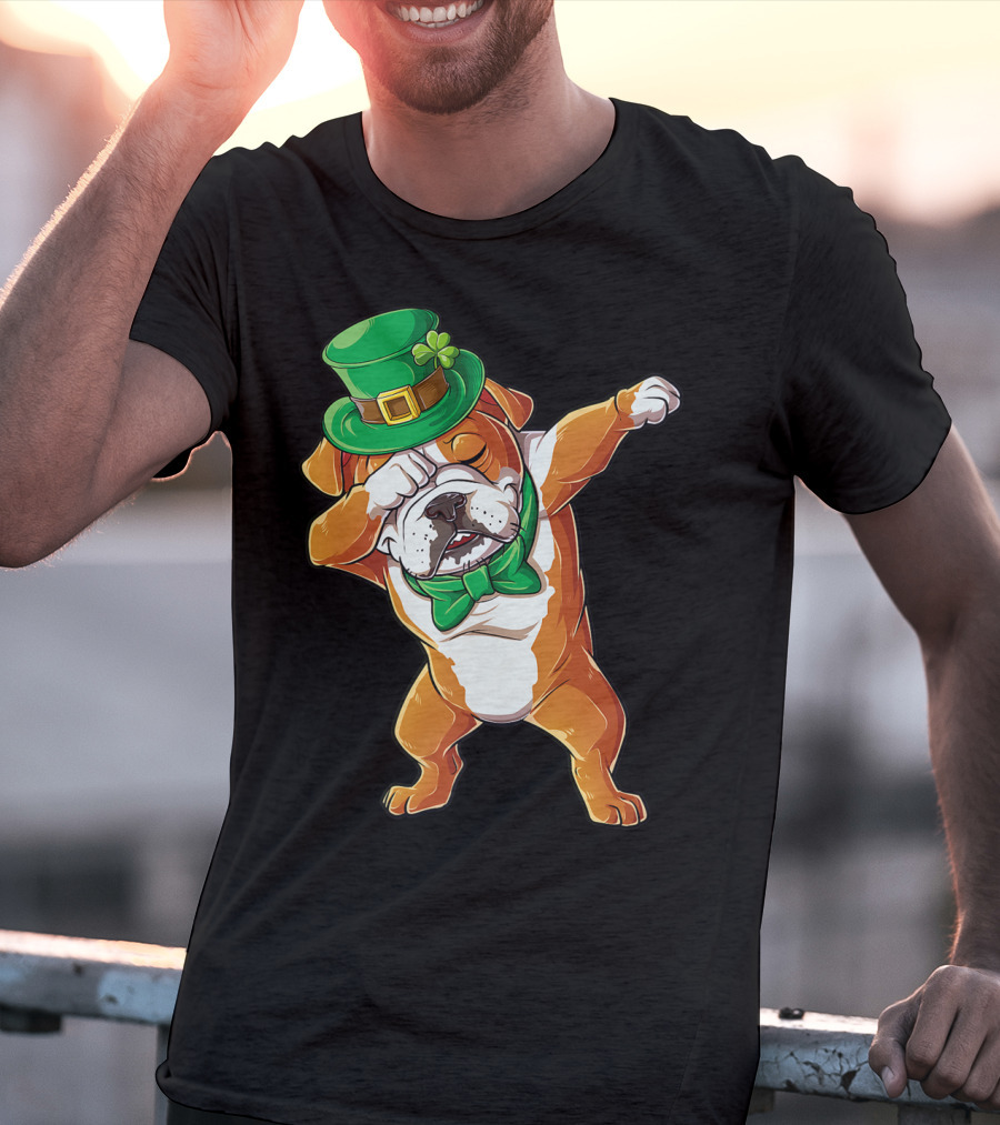 Dabbing English Bulldog St Patricks Day Leprechaun Hat Bow Tie T-Shirt