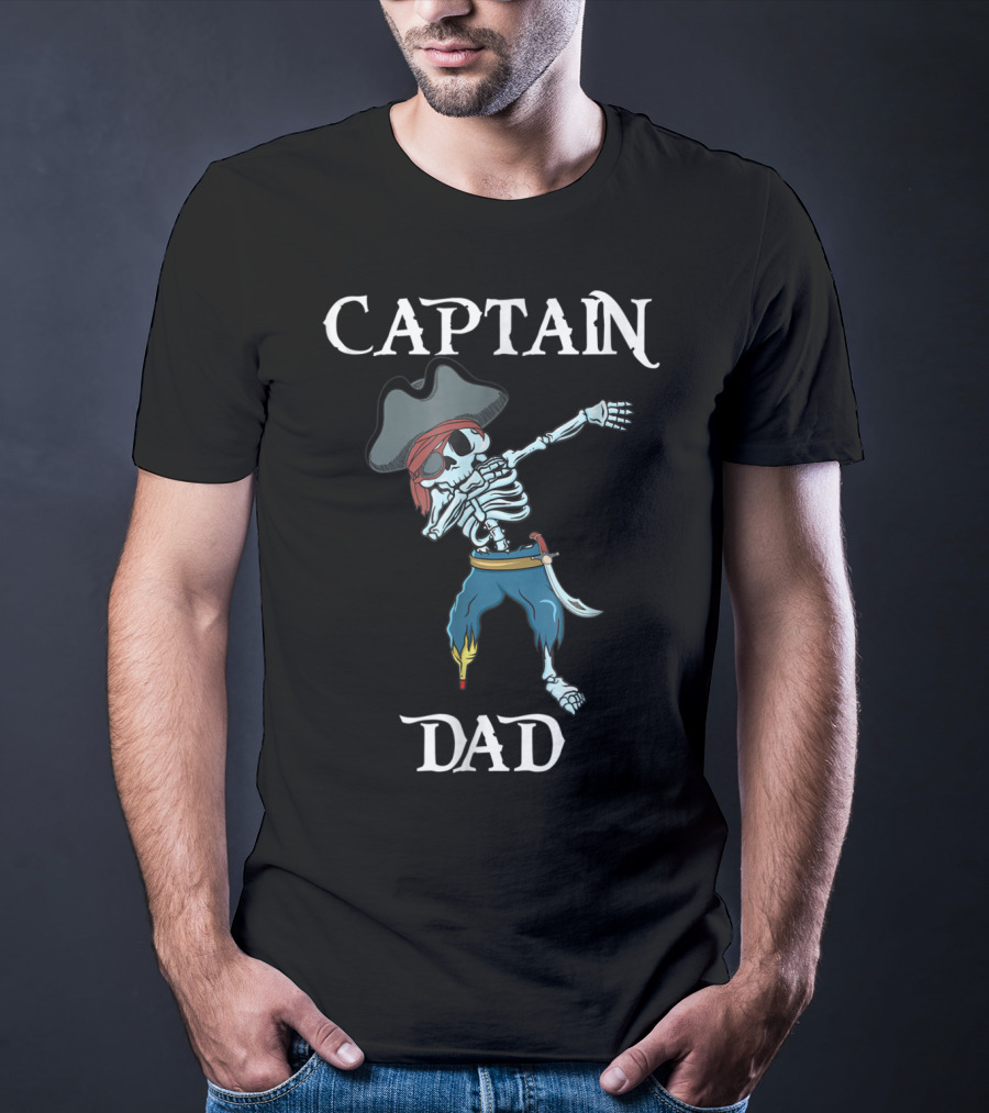 Captain Dad Pirate Skeleton Dabbing Halloween Costume T-Shirt