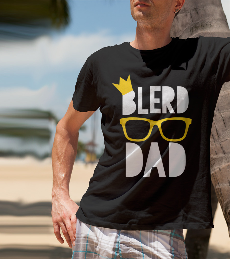 Blerd Dad Yellow Geeky Glasses Crown Black Nerd Dad T-Shirt