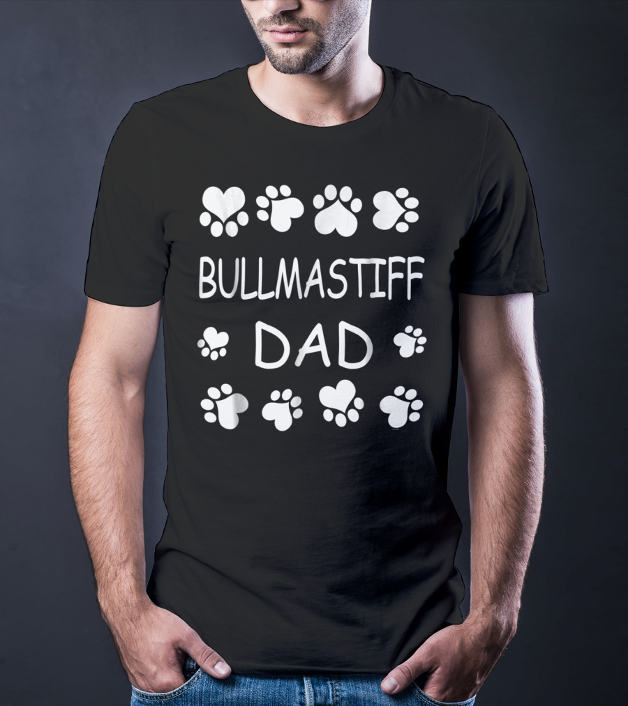Bullmastiff Dad Paw Print Heart Lovers For Christmas Birthday T-Shirt