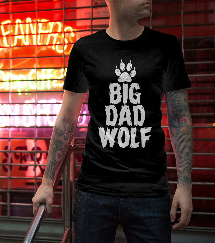 Big Dad Wolf Paw Distressed White Novelty T-Shirt