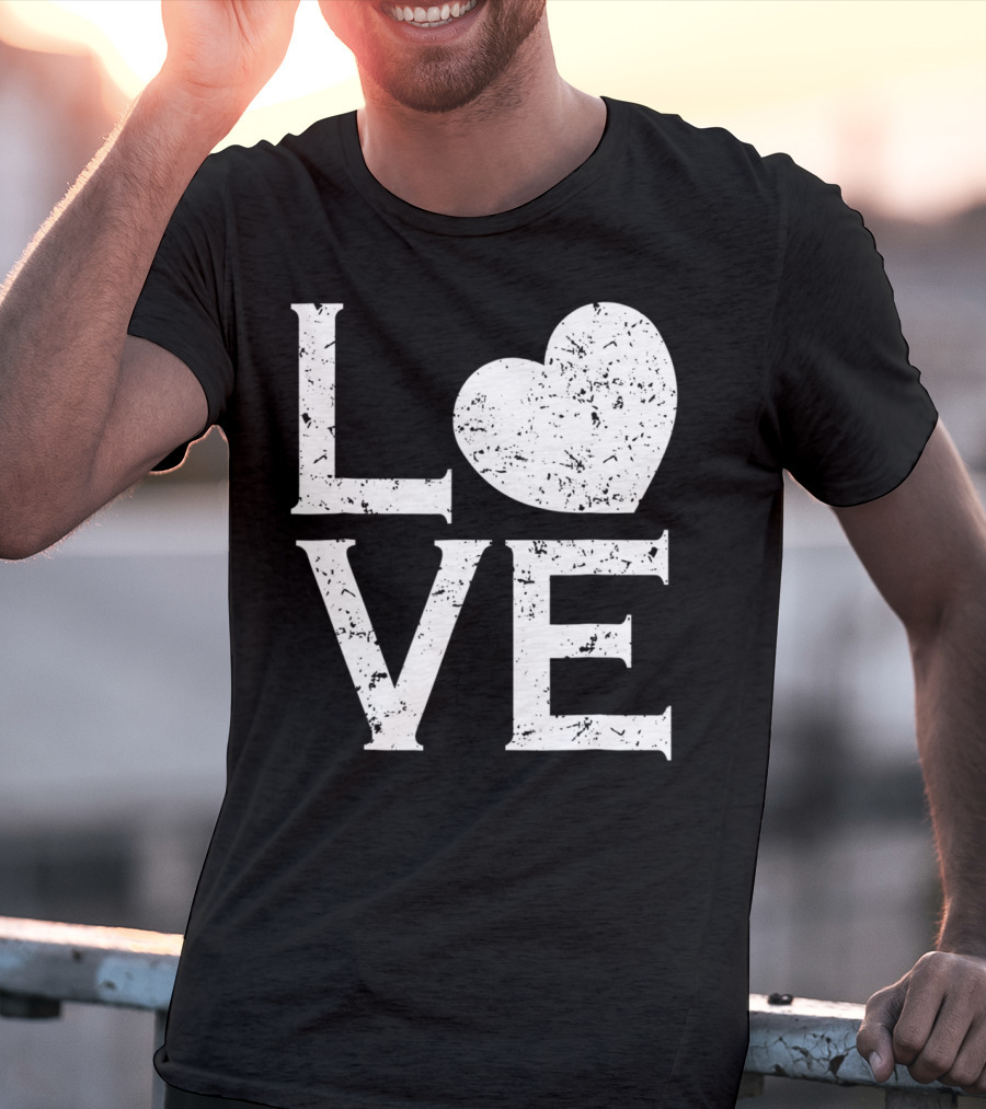 Love Heart Baseball Sports Vintage T-Shirt