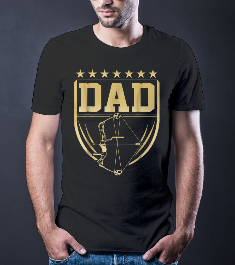 Archery Dad Shield Bow Stars Golden Medal T-Shirt
