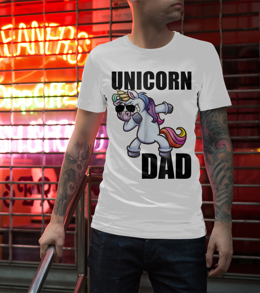 Unicorn Dad Dabbing With Sunglasses And Rainbow Mane T-Shirt