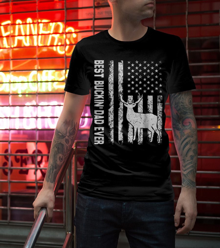 Best Buckin Dad Ever American Flag Deer T-Shirt