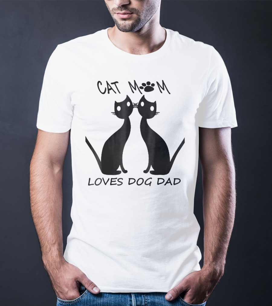 Cat Mom Paw Print Loves Dog Dad Cats T-Shirt