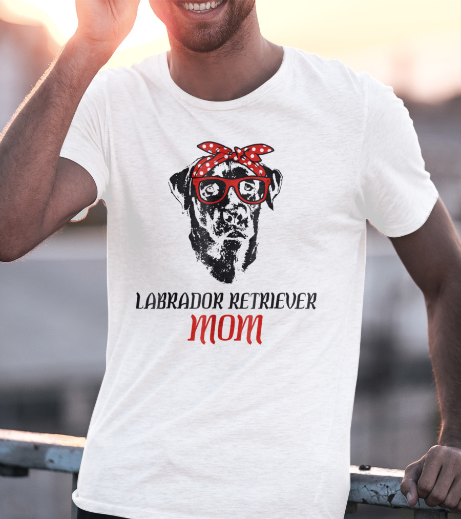 LABRADOR RETRIEVER MOM Dog Lover Retro Glasses Bandana T-Shirt