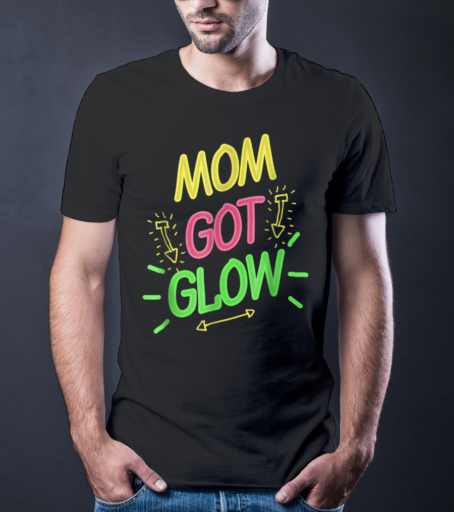 Mom Got Glow Party Birthday Neon Arrows T-Shirt