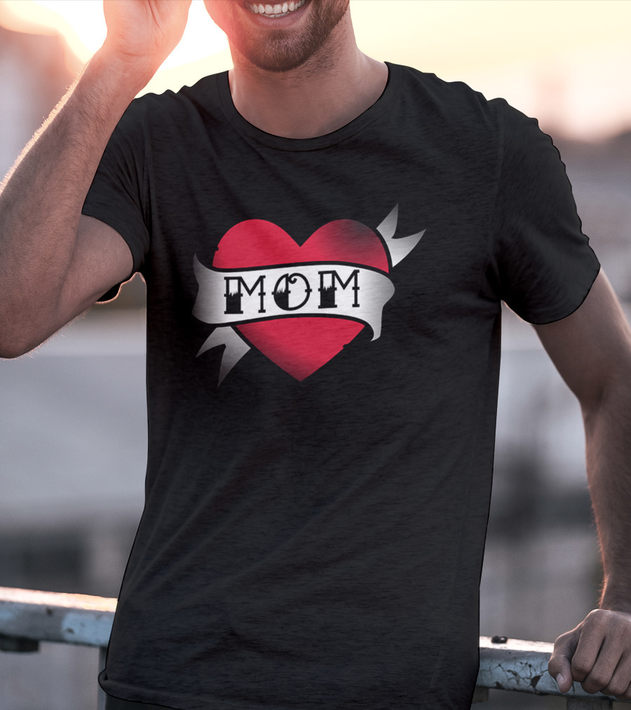 Mom Dark Red Heart Banner Tattoo T-Shirt
