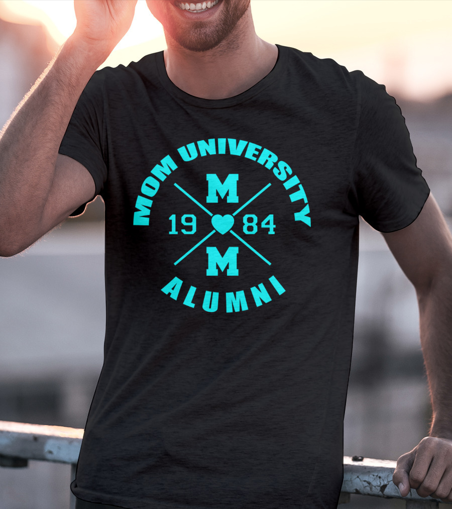 Mom University Alumni Class Of 1984 Heart Blue T-Shirt