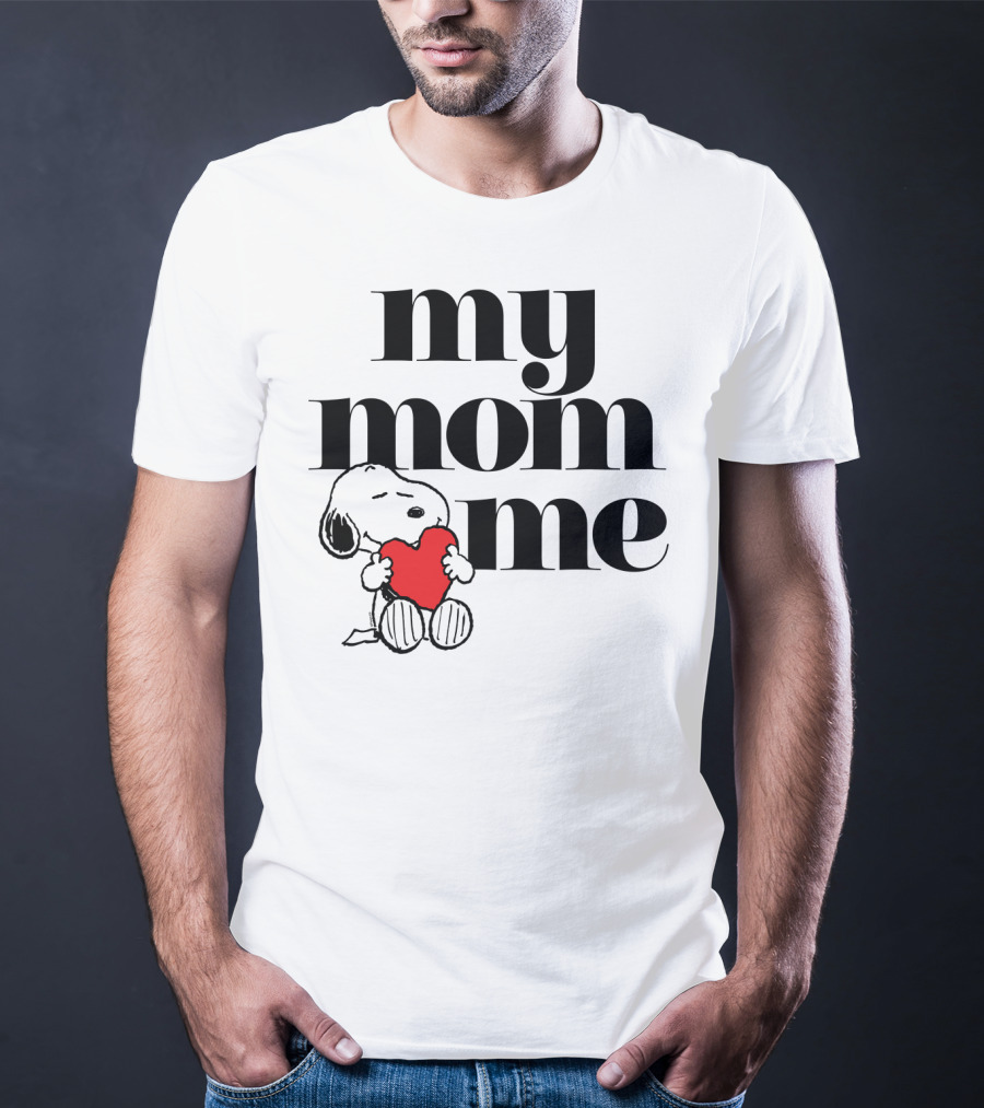 Peanuts Snoopy My Mom Loves Me Heart T-Shirt