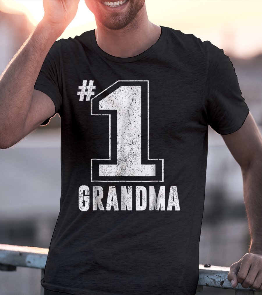1 Grandma T-Shirt