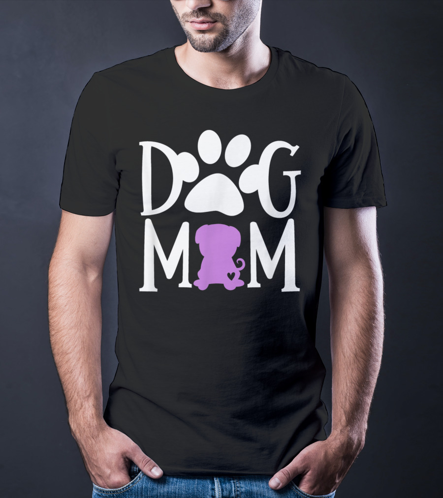 DOG MOM Paw Print Pug Silhouette Heart Dark92 T-Shirt