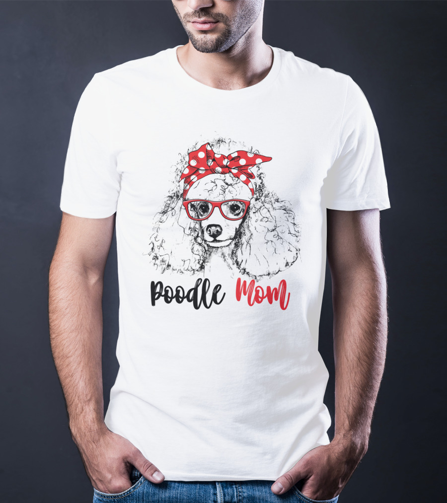 Red Poodle Mom With Bow And Glasses For Women81 T-Shirt