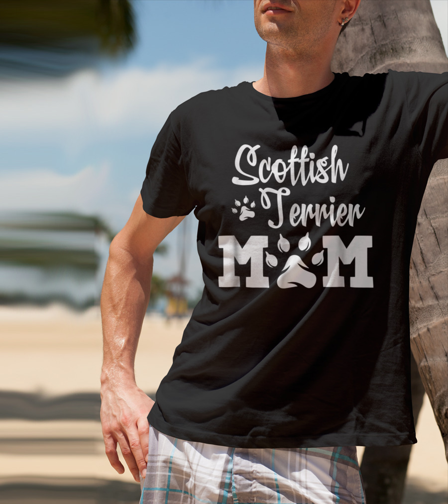 Scottish Terrier Mom Paw Print T-Shirt