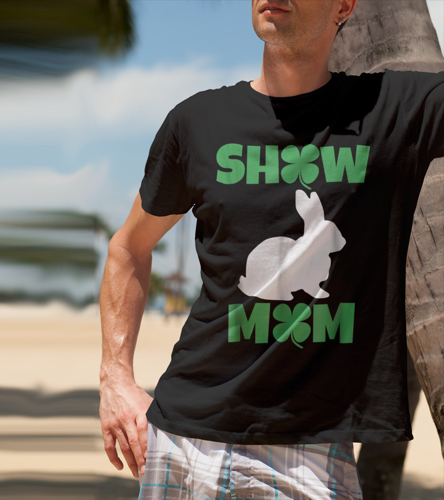 SHOW MOM CLOVER RABBIT T-Shirt