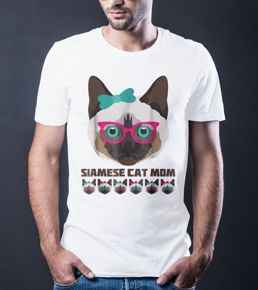 Siamese Cat Mom Cute Funny Cat Lover With Glasses And Bow T-Shirt