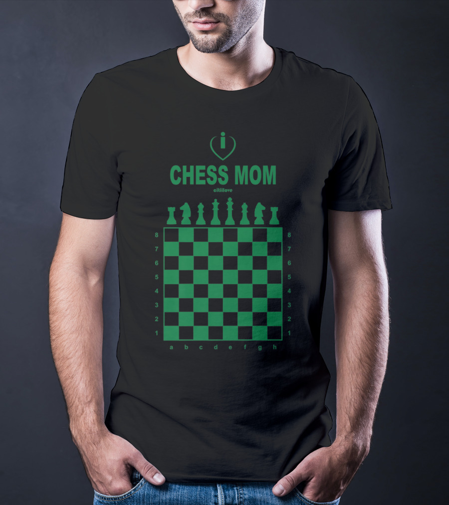I Love Chess Mom Slim Fit Chess Board And Pieces T-Shirt