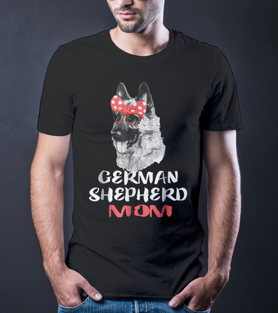 German Shepherd Mom Mother Dog Lover Owner Dog With Red Bow And Glasses T-Shirt