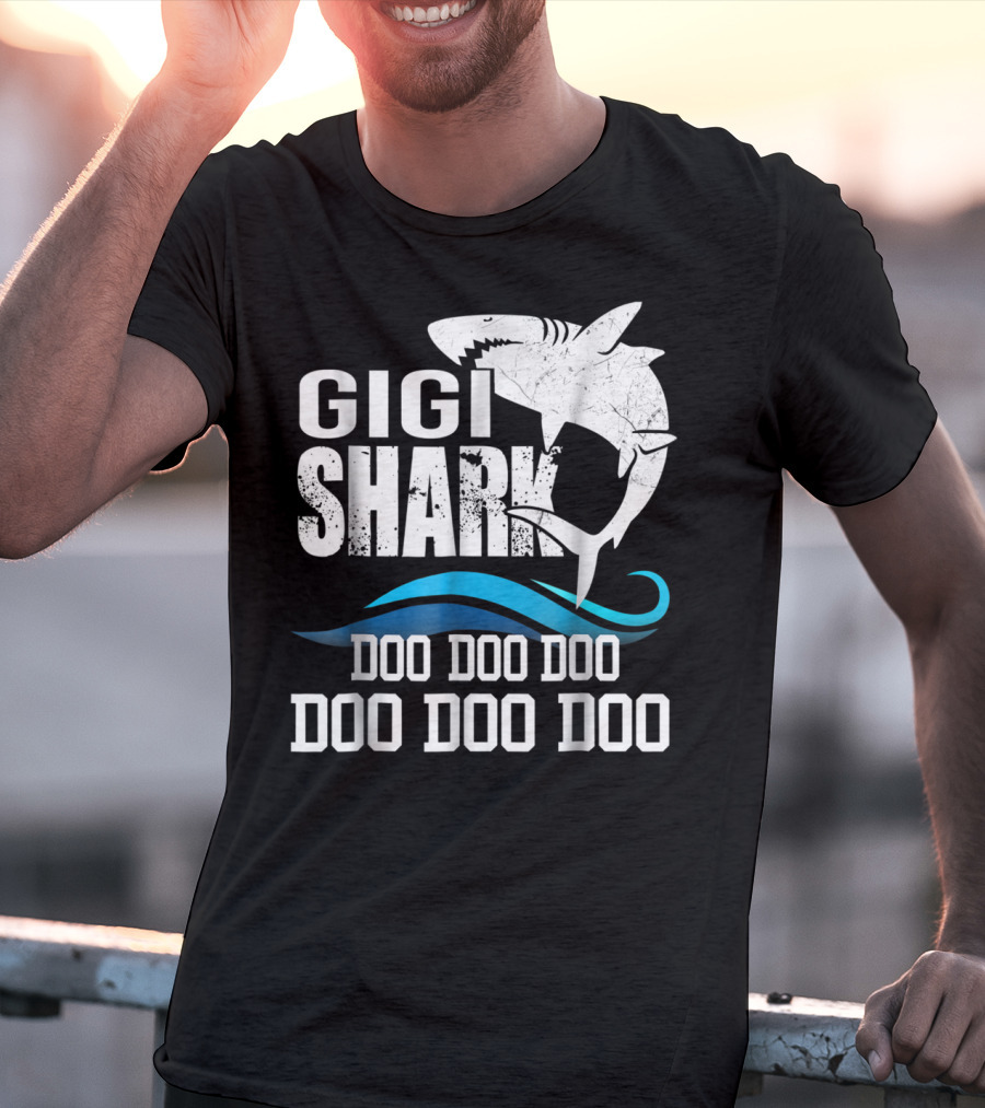 Gigi Shark Doo Doo Doo Mom Grandma Halloween Christmas67 T-Shirt