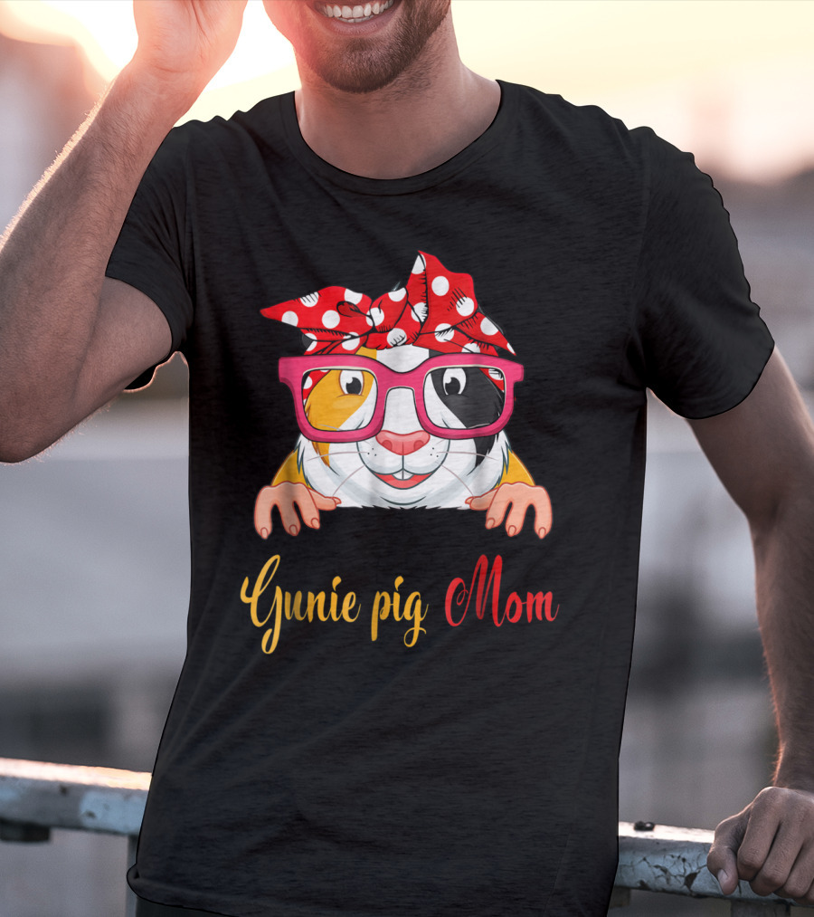 Guinea Pig Mom Red Glasses Bandana 37 T-Shirt