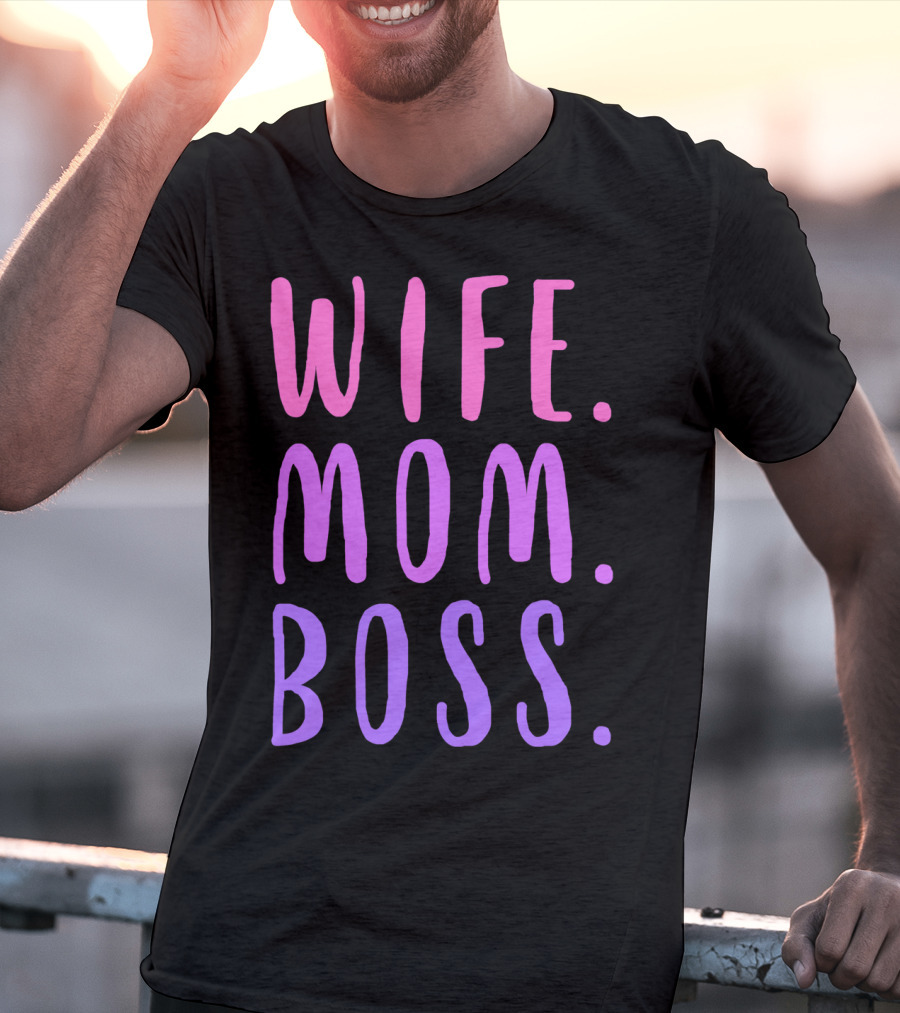 WIFE MOM BOSS Fashion Foe 95 T-Shirt