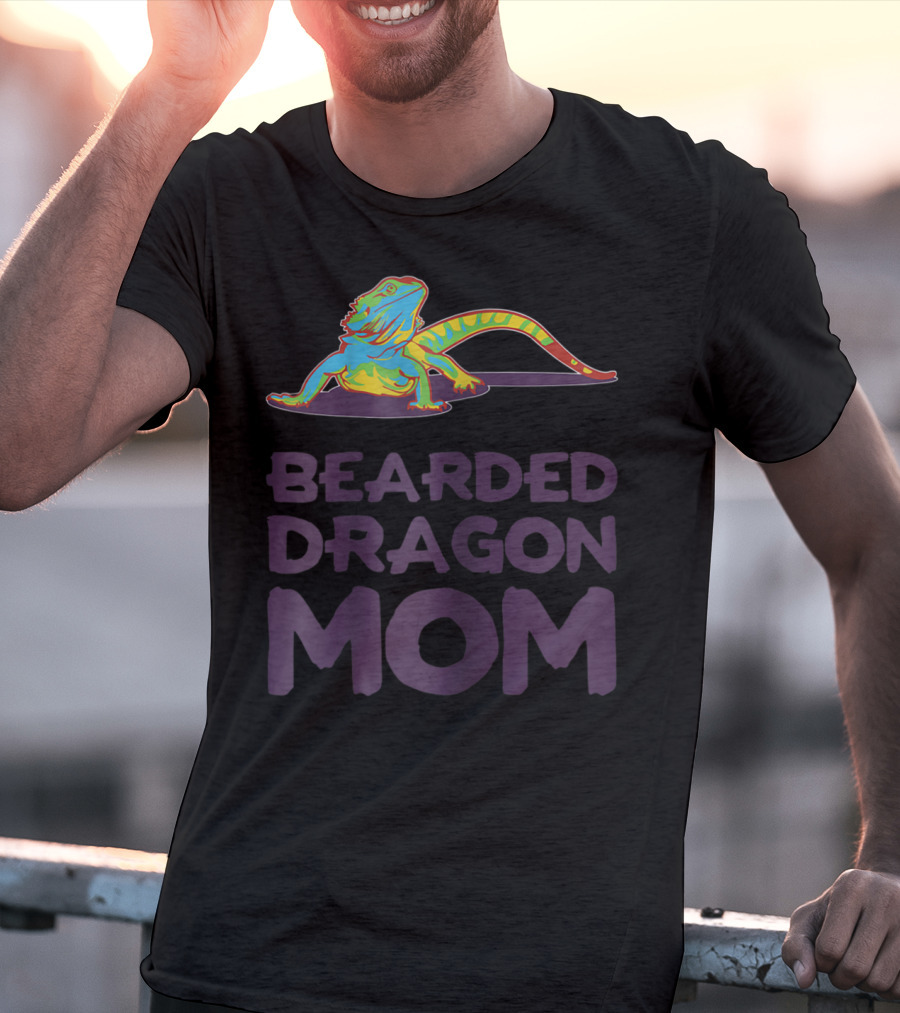 Bearded Dragon Mom Beardie Mother Lizard Retro Colorful T-Shirt