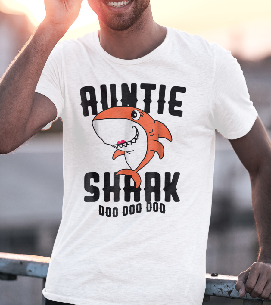 Auntie Shark Doo Doo Doo Mom Grandma Halloween Christmas T-Shirt